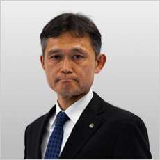 村岡実の写真