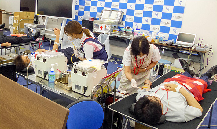 本社地区での献血活動写真Ｂ